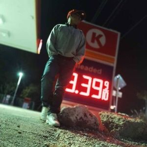 Meet your Posher, Enrique